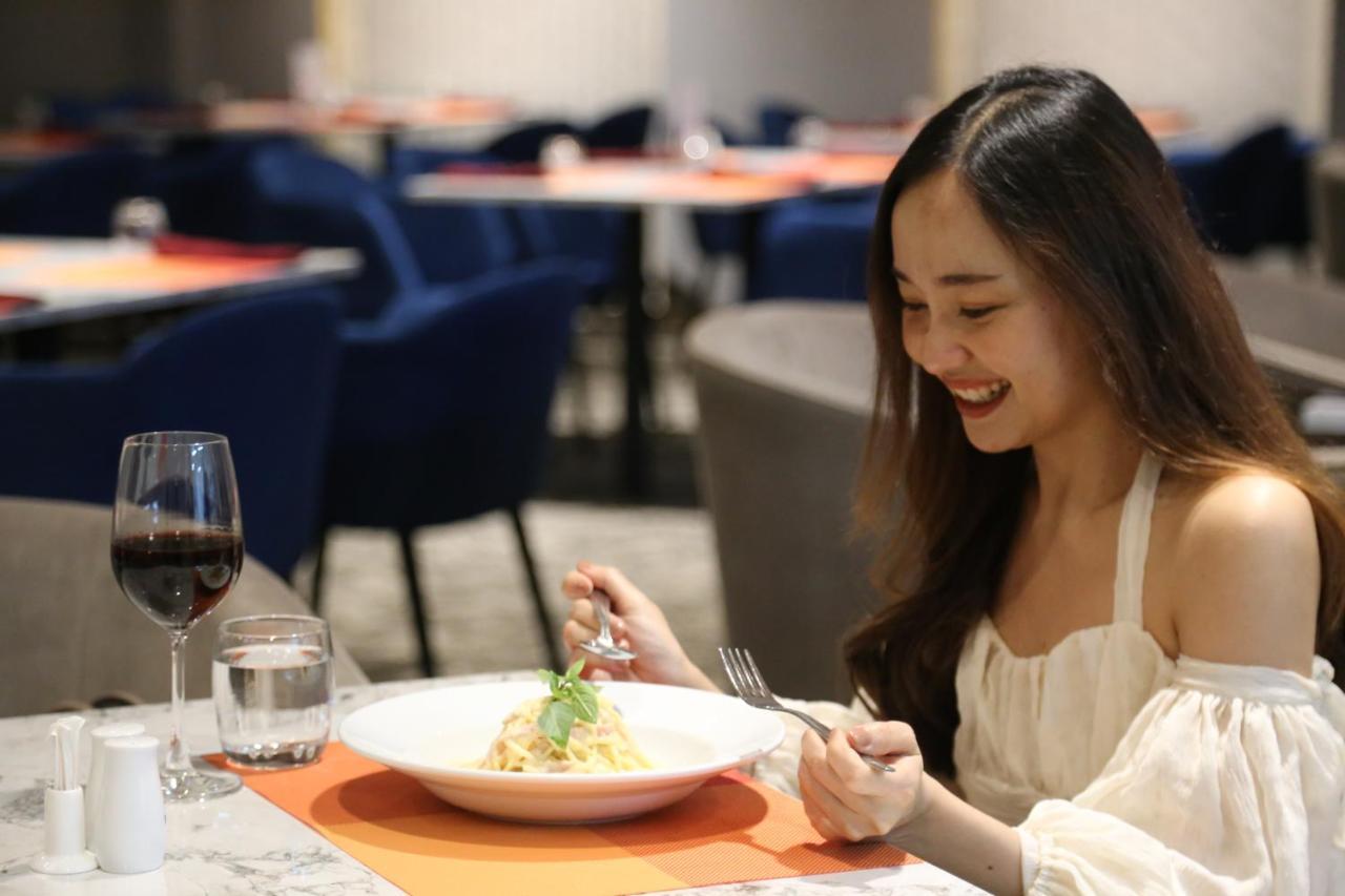 Sr Boutique Hotel Thakhek Eksteriør billede